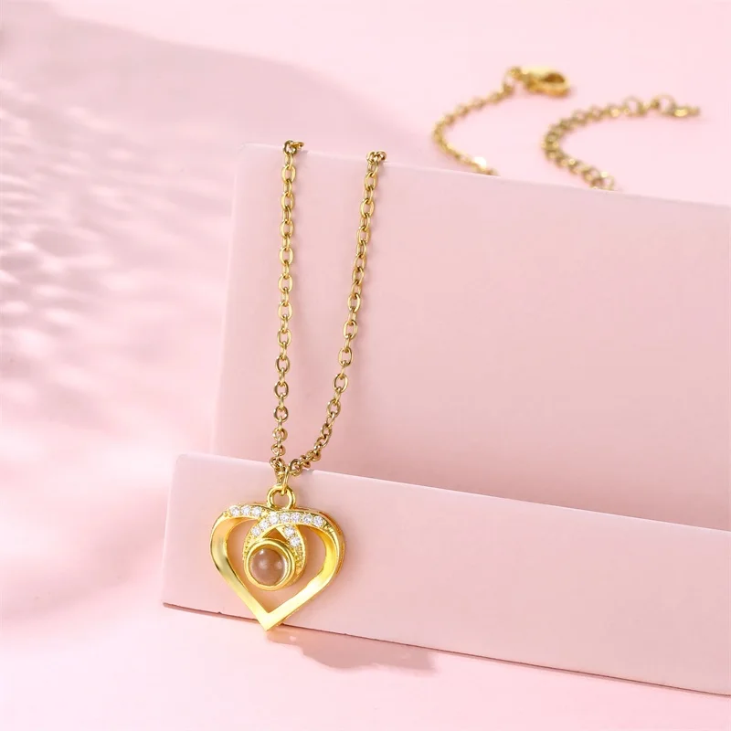 Customized Photo Projection Zircon Heart Pendant Necklace For Lover Jewelry Memory Gift Custom Picture Necklaces