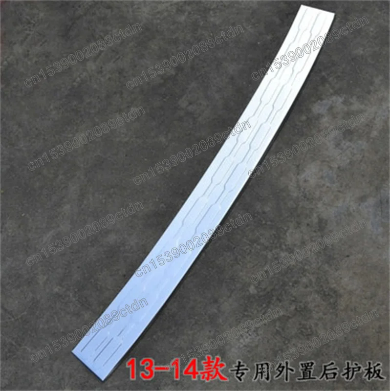 

stainless steel Rear Bumper Protector Sill Trunk Rear guard Tread Plate cover Trim Car Accessories For Hyundai Tucson 2013 2014