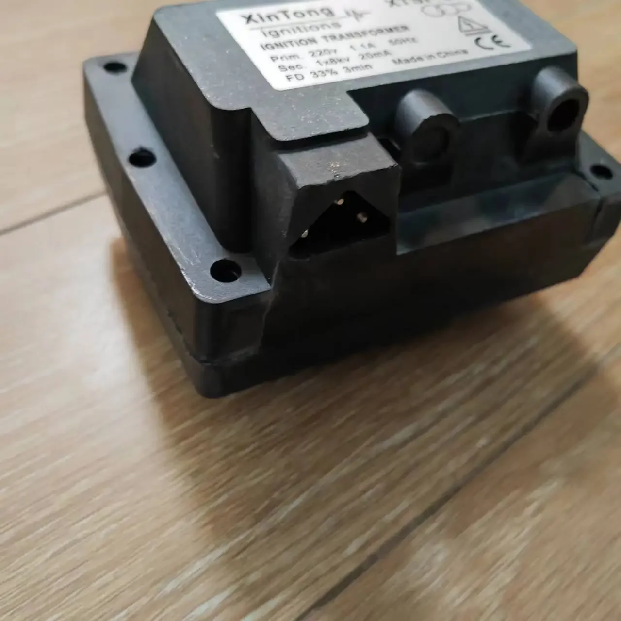 

Трансформатор зажигания для газовых горелок XTSF-8 220В 8кВ