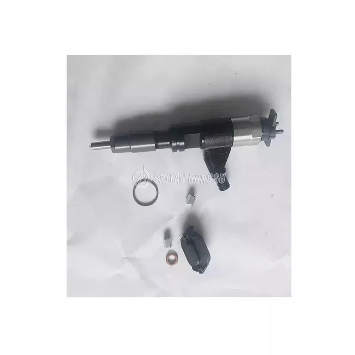 

RE53036 DZ1002122 095000-6310 Genuine auto engine fuel injector nozzle