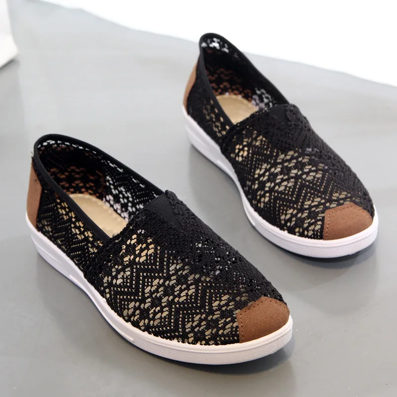 

Women's Flat Mesh Hollow Fisherman Shoes Summer New Sandals Female Tennis Shoes Slip-on Mom Shoes