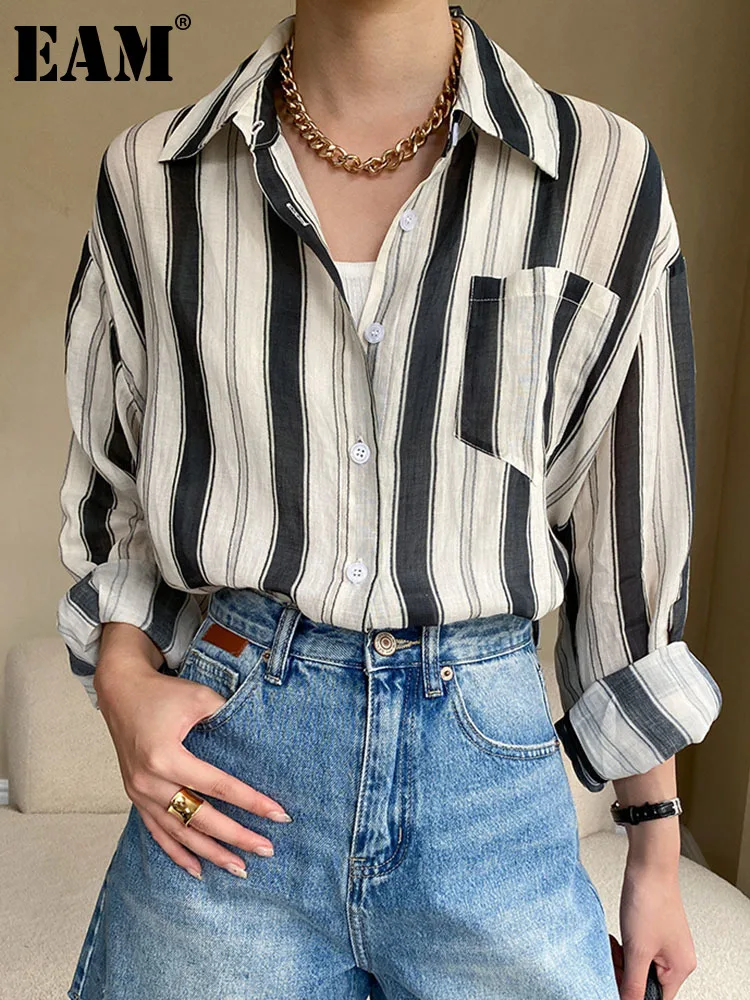 

[EAM] Women Black Striped Big Size Pocket Blouse New Lapel Long Sleeve Loose Fit Shirt Fashion Tide Spring Autumn 2023 1DF9387