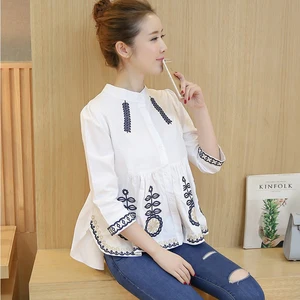 Летняя Новинка 2020, женская блузка и рубашки с вышивкой, хлопковая Свободная белая элегантная женская верхняя одежда, пальто, топы