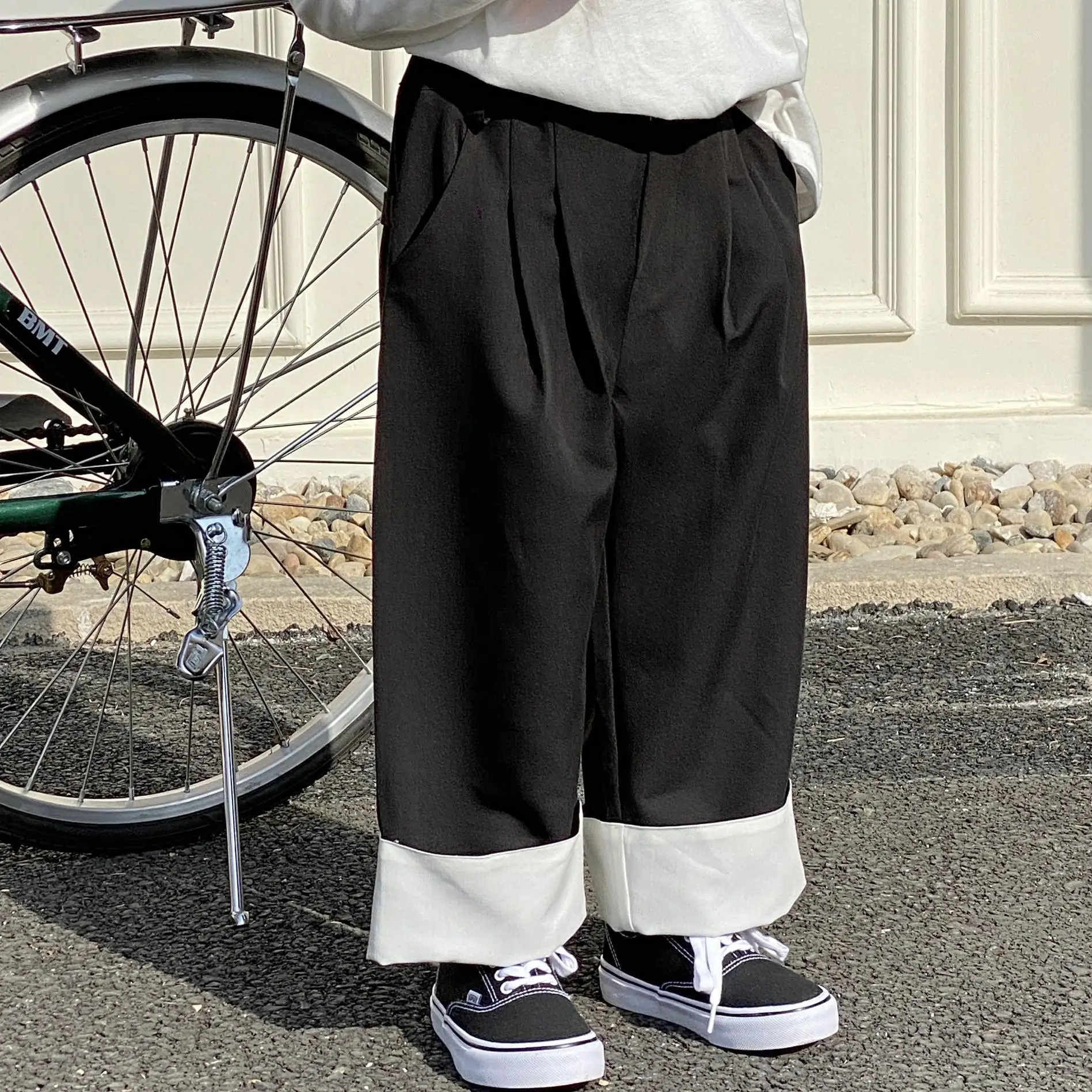 

Брюки до щиколотки, с эластичным поясом