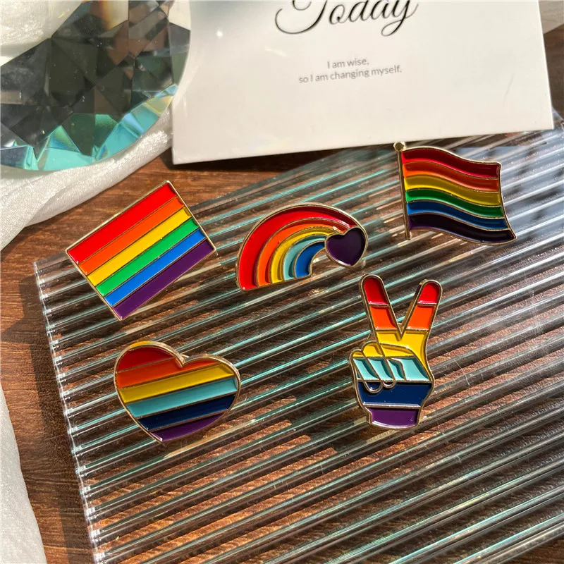 Красочная Радужная эмалированная брошь милая конфетная Цветная в форме флага