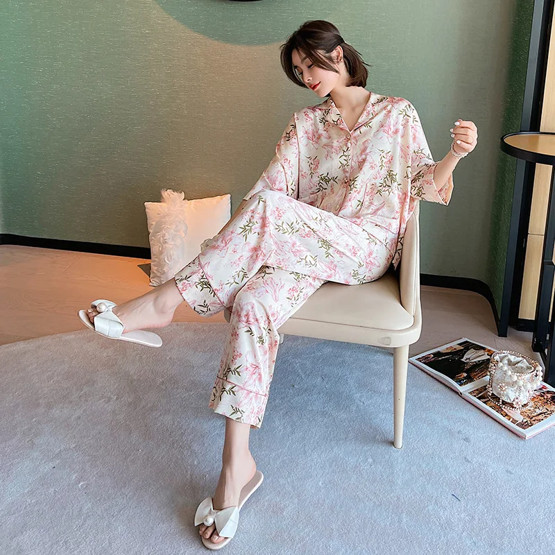 Simulated silk pajamas women's loose version can be worn outside fashionable and comfortable homewear suit printing pajamas