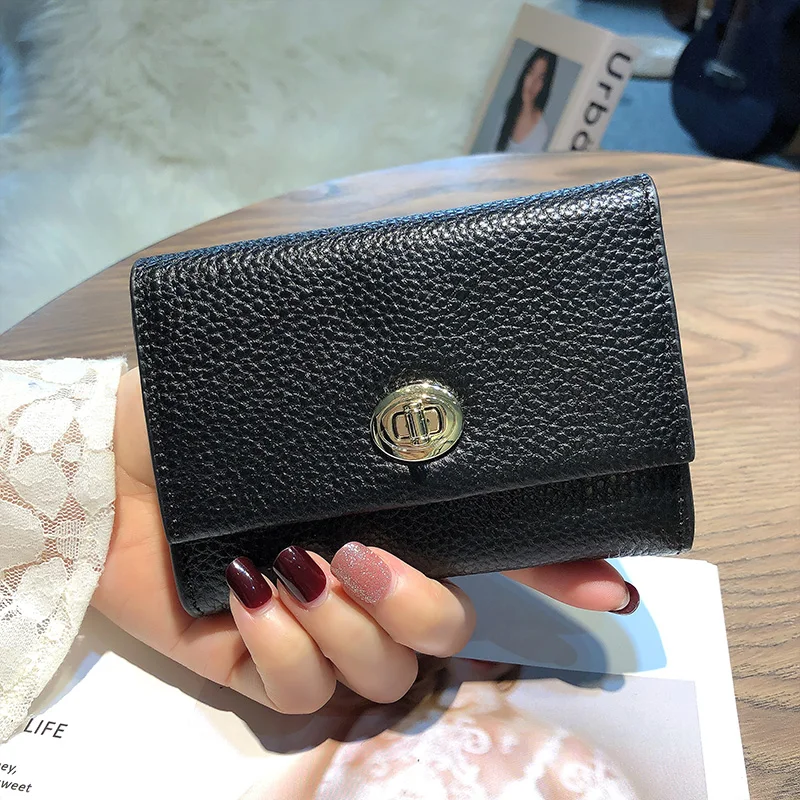 2023 Genuine Leather Women Coin Purses Short Cowhide Wallet Flap Lock Female Purse Original Design Billfold Card Holder Bag