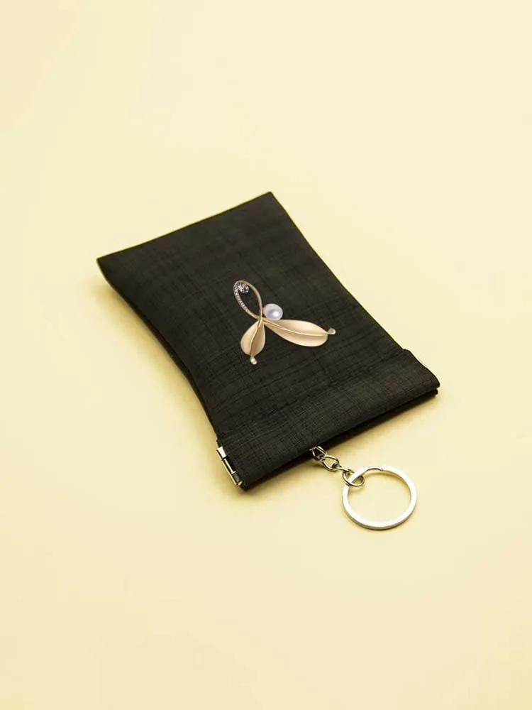 

Household PU Wallets - License & Coin Storage Light Gold & White Decor Radiant Design