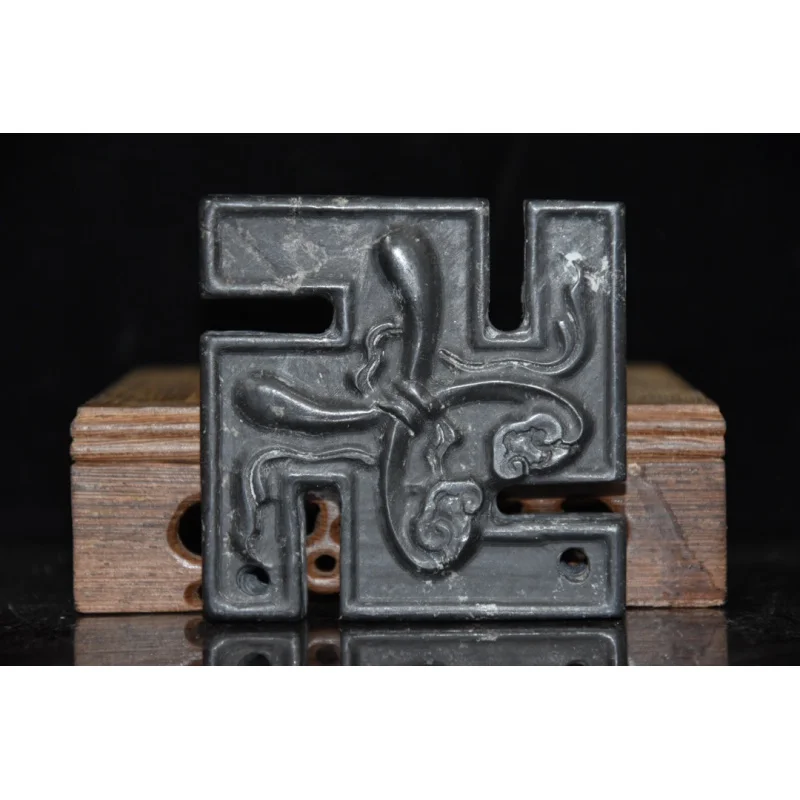 

Exquisite Hongshan Cultural Meteorite Tibet Wanzi Brand Decorative Pendant