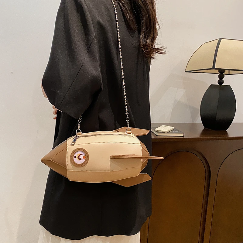 

Trendy and Cool Personalized Women's Bag Niche Design Splicing Rocket Locomotive Crossbody Bag Creative Chain Shoulder Bag