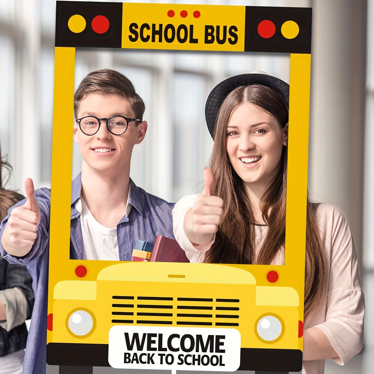 Фон для фотосессии школьного автобуса