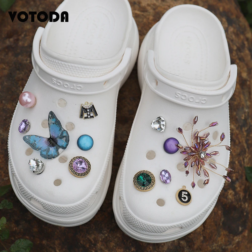 Hot Sale Women Bling Chains Croc Shoe Charms Rhinestone Butterfly Shoe Decorations Flower Crown Girl Bracelet Accessories