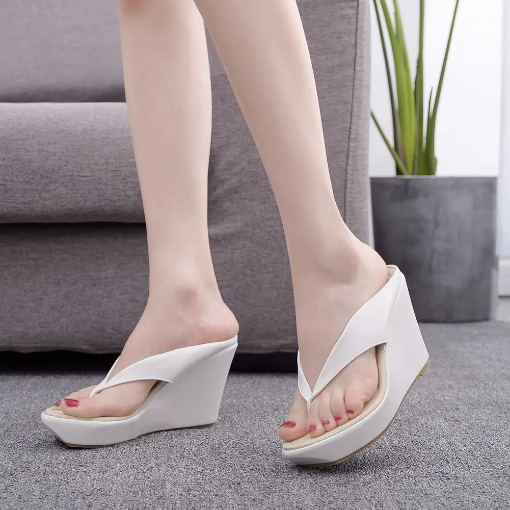 

Summer Sandals for Women Wedges Heels Thong Sandal Ladies Sexy High Heel Mules Flip Flops Slippers Large Size Shoe High Heels