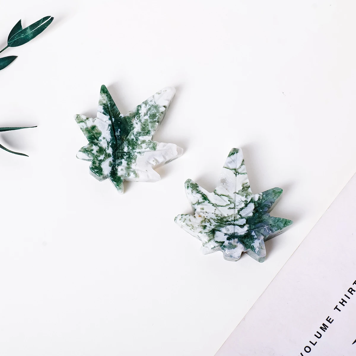 1 шт. подвеска в виде натурального кристалла