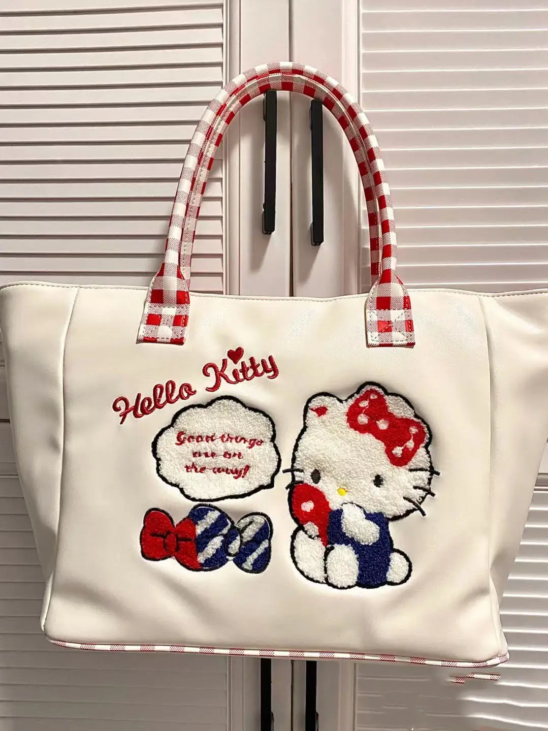 

Сумка-тоут HelloKitty с вышивкой, Милая вместительная сумка через плечо для студенческой Вечерние