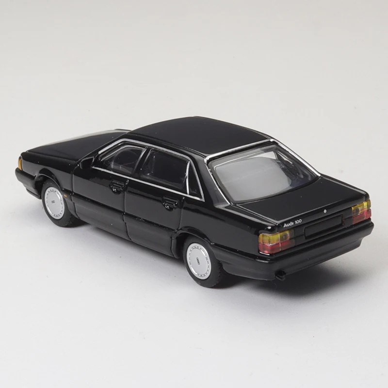 Купить Модель Ауди 100