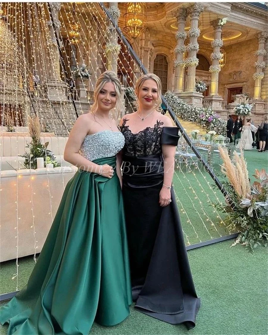 

Green Satin Long Prom Dresses A-Line Strapless Beadings Floor Length Saudi Arabic Women Evening Party Dress