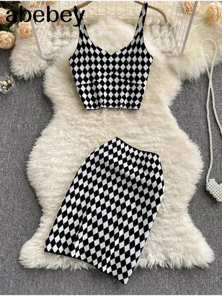 

2022 Summer Plaid Knitted Sets Women Tank Tops Camisole + Knitted Korean Design Skirt Ladies Fashion Chic Two Piece Set