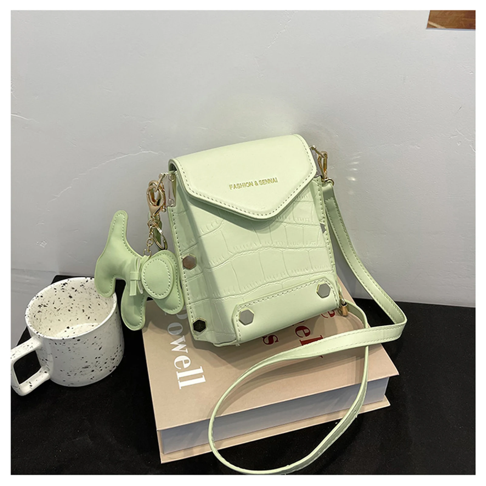 Women Small Crossbody Purses Luxury Designer Handbag Lady Cell Phone Trendy Cute Satchel Handbag Shoulder Wallet Messenger Bag
