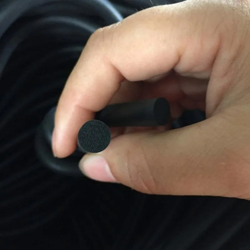 Уплотнительная лента круглого типа цилиндрическая уплотнительная губка