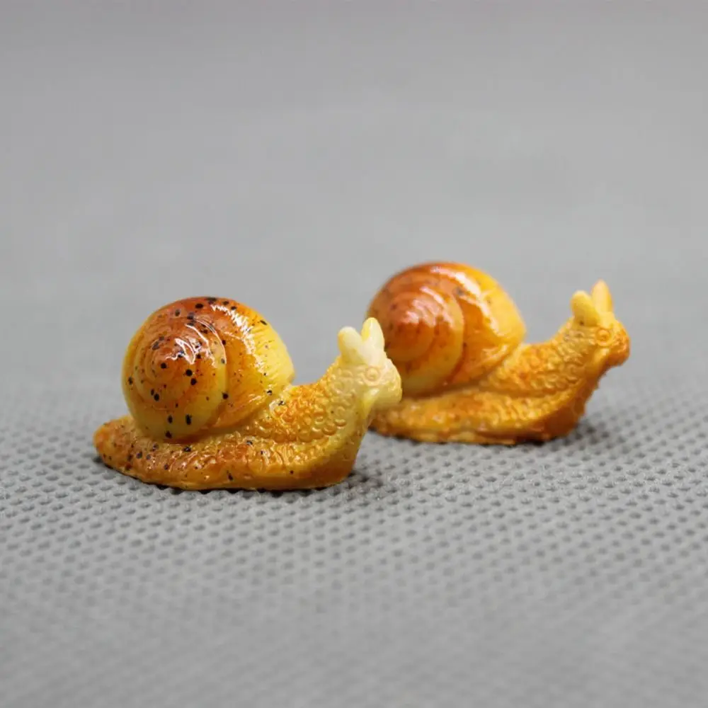 

Mini Creative Garden Decoration Animal Doll Handicraft Fairy Snail Ornament Miniature Figurine Snail Model Resin Craft