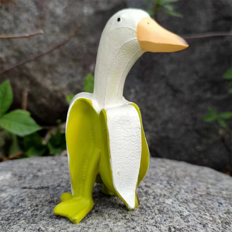 

Creative Banana Duck Statue, Yard Garden Decor Vintage Ornament Home Desk Decoration Gift