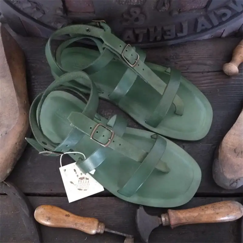 

Сандалии мужские из ПУ кожи, однотонные классические, повседневные, для отпуска, с пряжкой, греческие, Ретро стиль, KP815