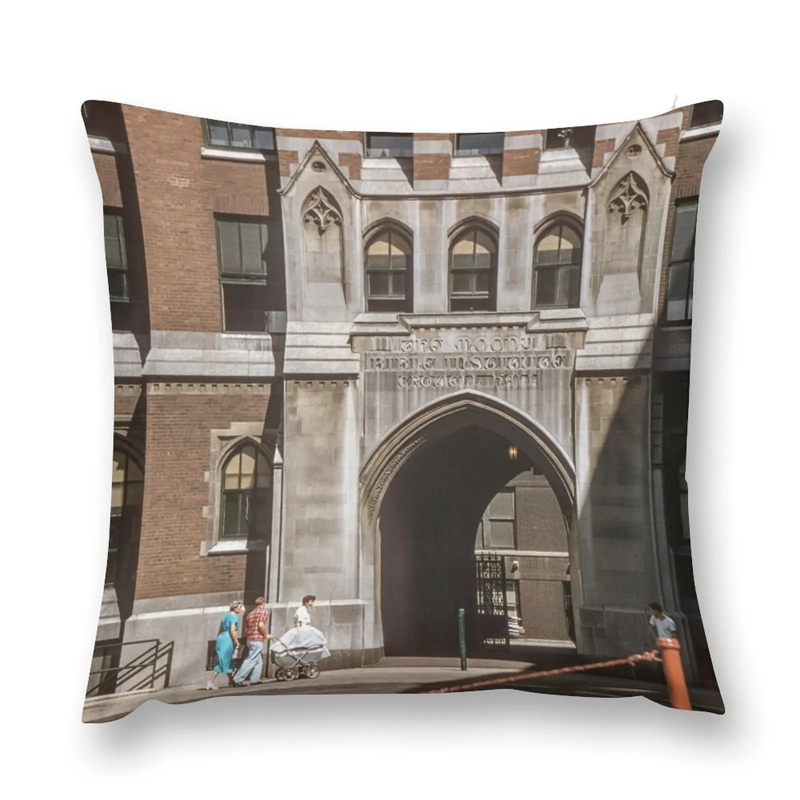 Декоративная подушка Crowell Hall Arch Moody Bible unit 19570805 0007