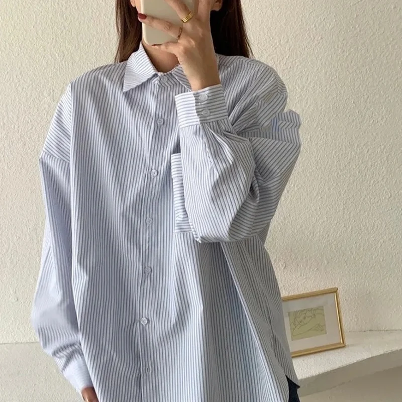 

Korean Striped T-shirt Women Fashion New Shirt Sleeve Street Thin Single Breasted Polo-neck Casual Pocket Graphic Sense Tops
