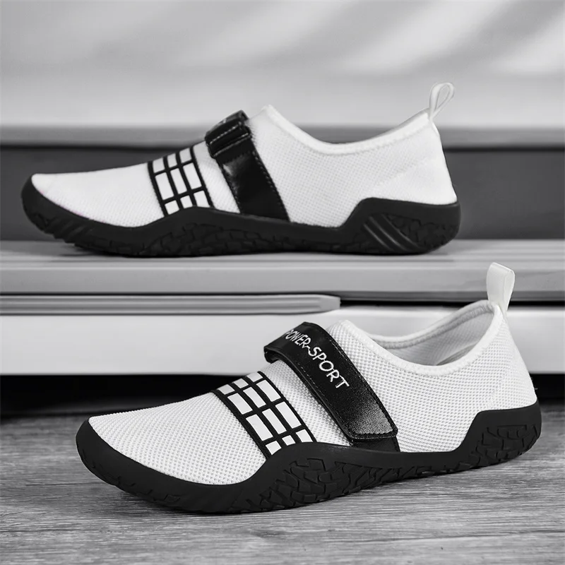 Unisex New indoor multi-functional fitness shoes for men and women outdoor comprehensive training shoes