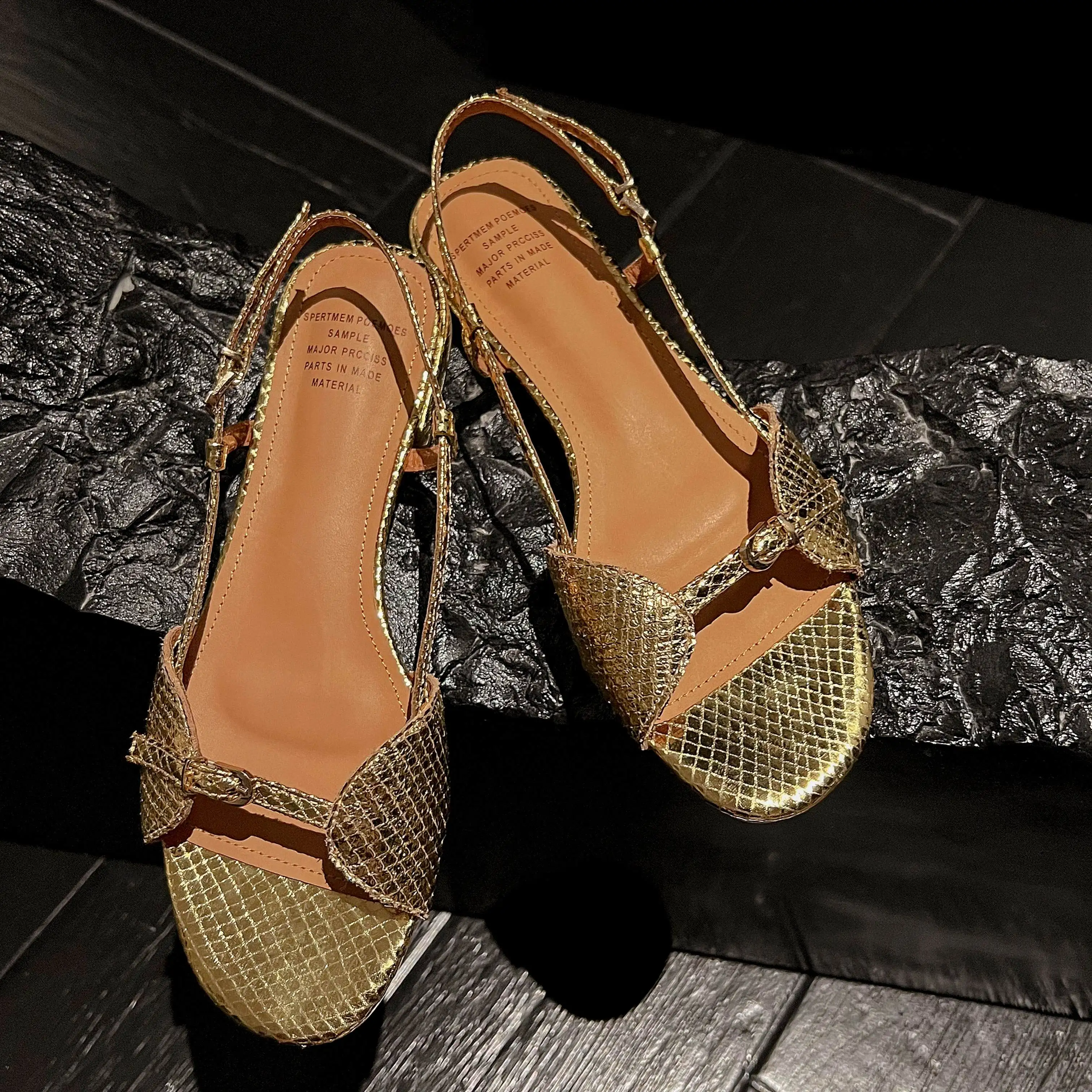 Босоножки Krazing Pot женские из бычьей кожи выразительные пикантные сандалии с