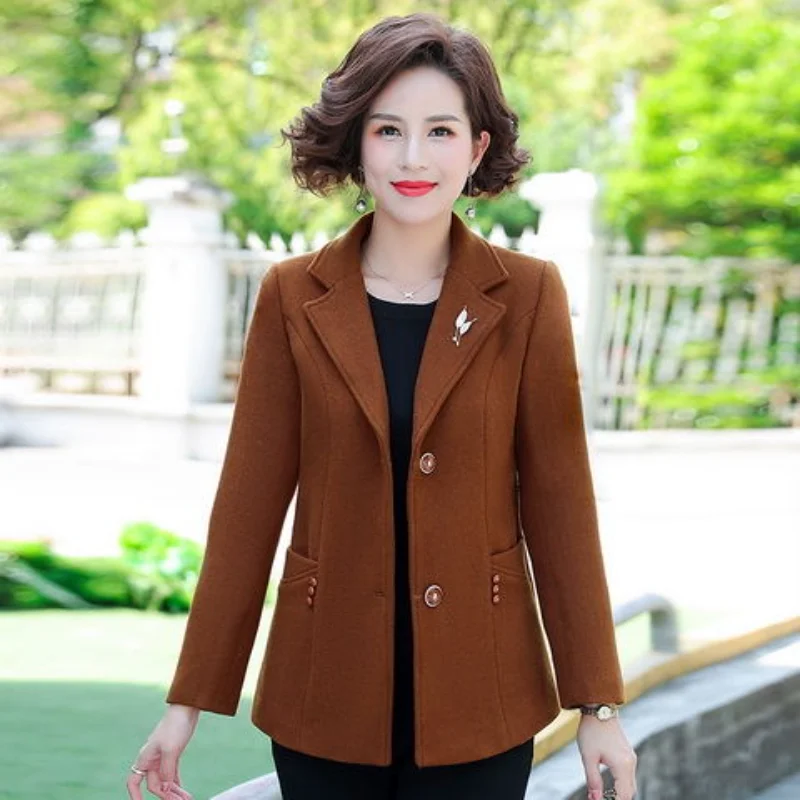 

Fashion Woolen Coat For Middle-aged Women Short Style And Collar Design Wool Blend Jacket For Plus Size Women's Clothing R118