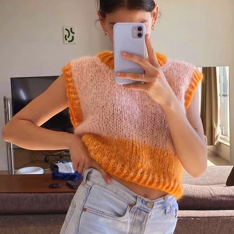 

Hand-knitted Pink Orange Round Neck Loose Stitching Color Matching Sweater Vest Ladies Fall 2022 New Versatile Sleeveless Vest
