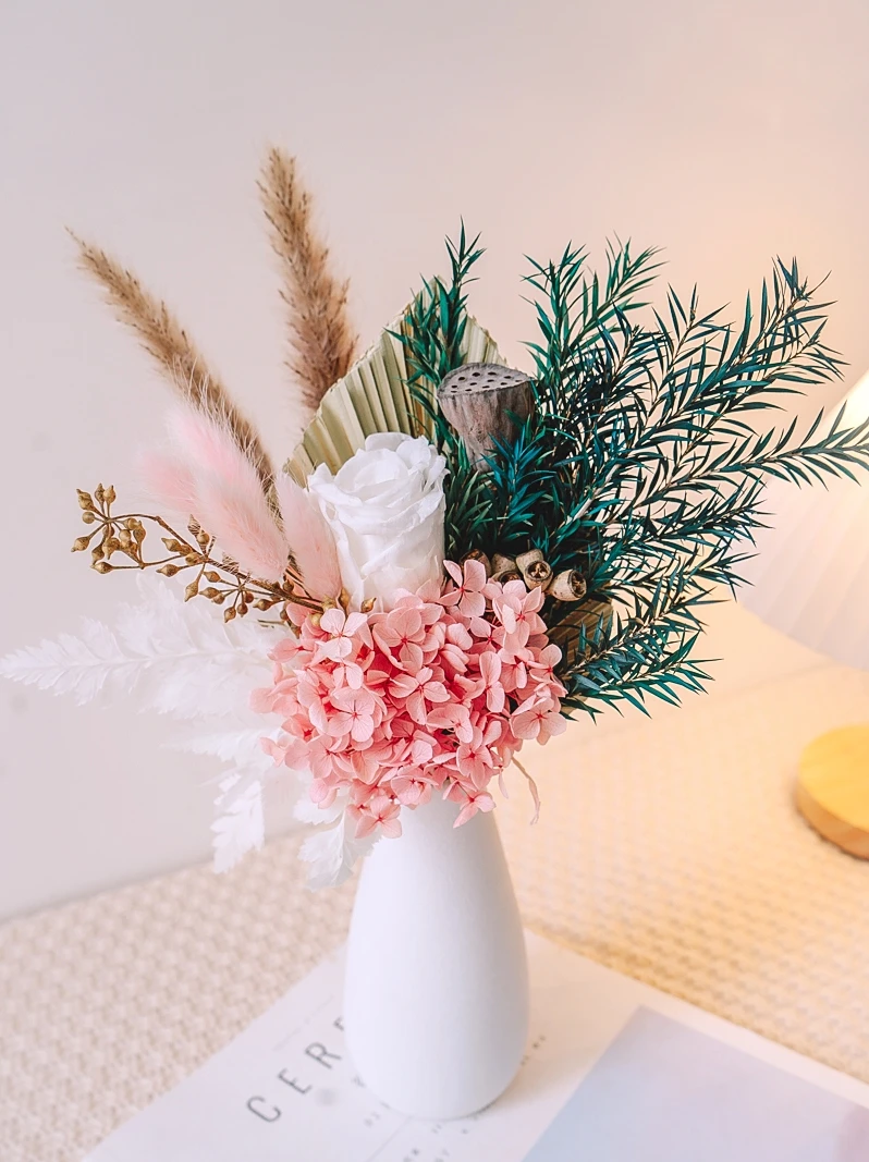 

Evergreen Hydrangea Rose Rabbit Tail Flower Bouquet For Home Decoration Eucalyptus Reed Photography Wedding Inddor Ornaments