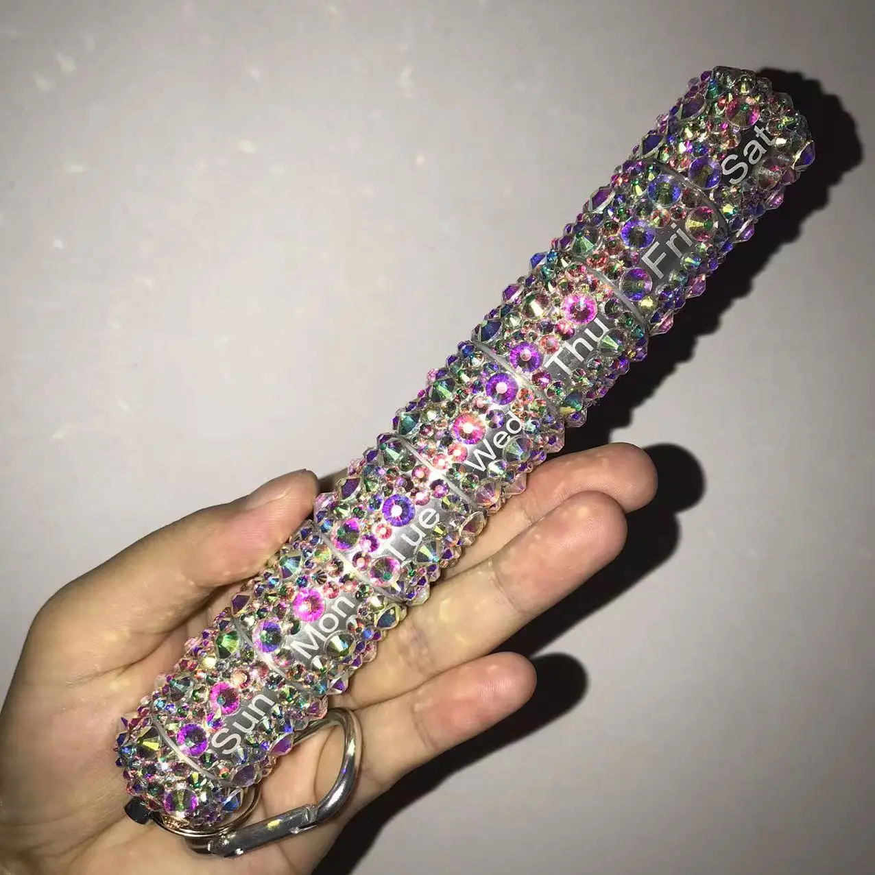 

Водонепроницаемый металлический чехол для таблеток, 7 отделений