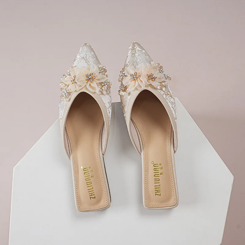 Низкие каблуки блестящая Искусственная резина шелковая ткань низкие Резина