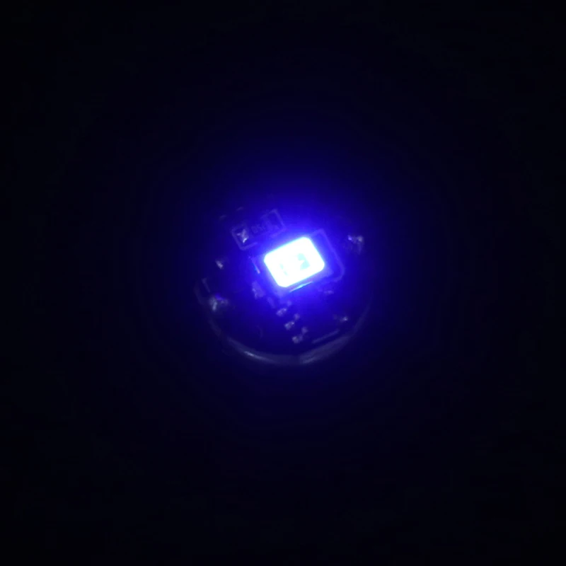 

Беспроводная магнитная LED лампа для моделей