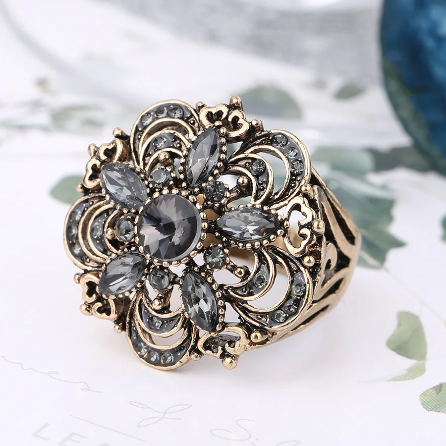 

Luxury Gray Crystal Flower Vintage Wedding Rings for Women Boho Punk Turkish Jewelery Bague Femme 2022 New