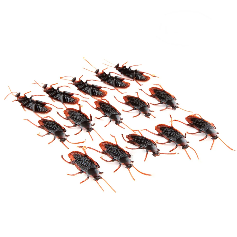 

50pcs PVC Realistic Bugs Fake Cockroaches Spiders for Halloween Party Favors and Decoration