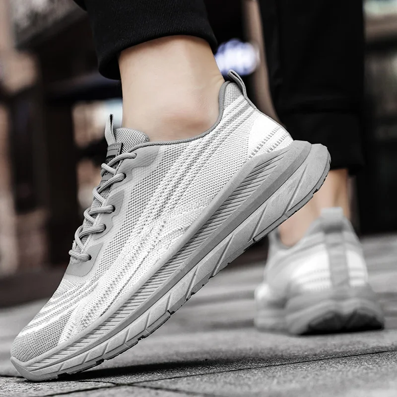 

2023 New Men ' s Basketball Shoes Cushion Anti Slip Sports Shoes Fitness Training Shoes Male Basketball Boots Basket Sneakers