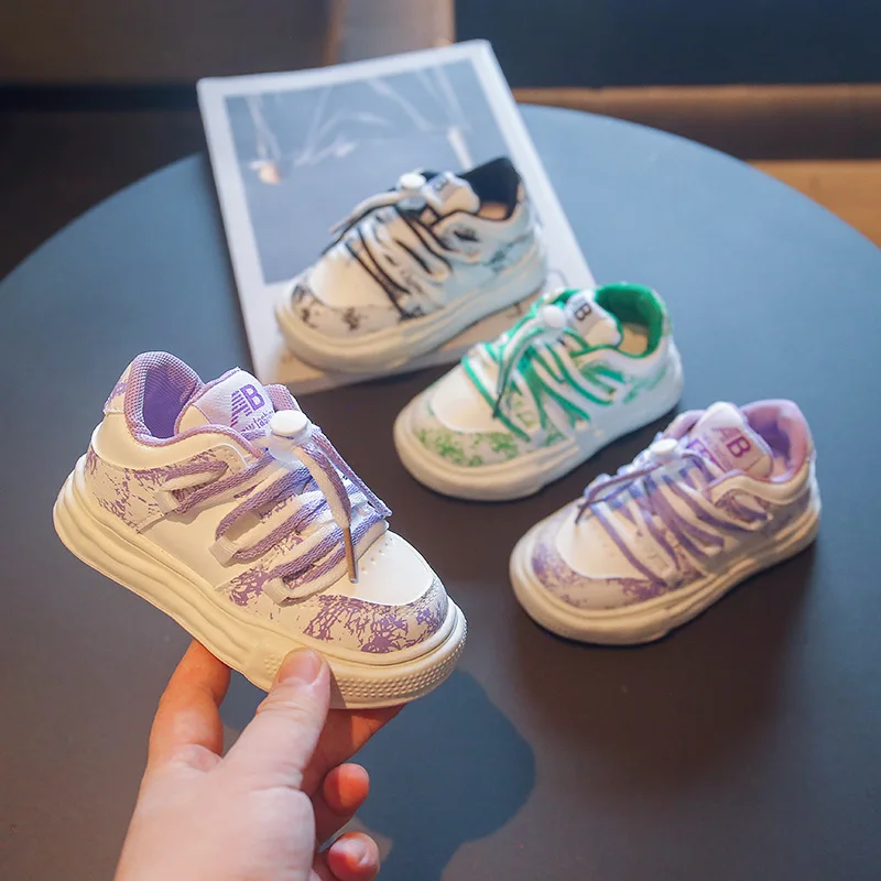 

2022 Children Casual Shoes New Autumn Girls Shoes Fashion Graffiti Street Style Sneakers Flat Heels Student Boys Sneakers F06241