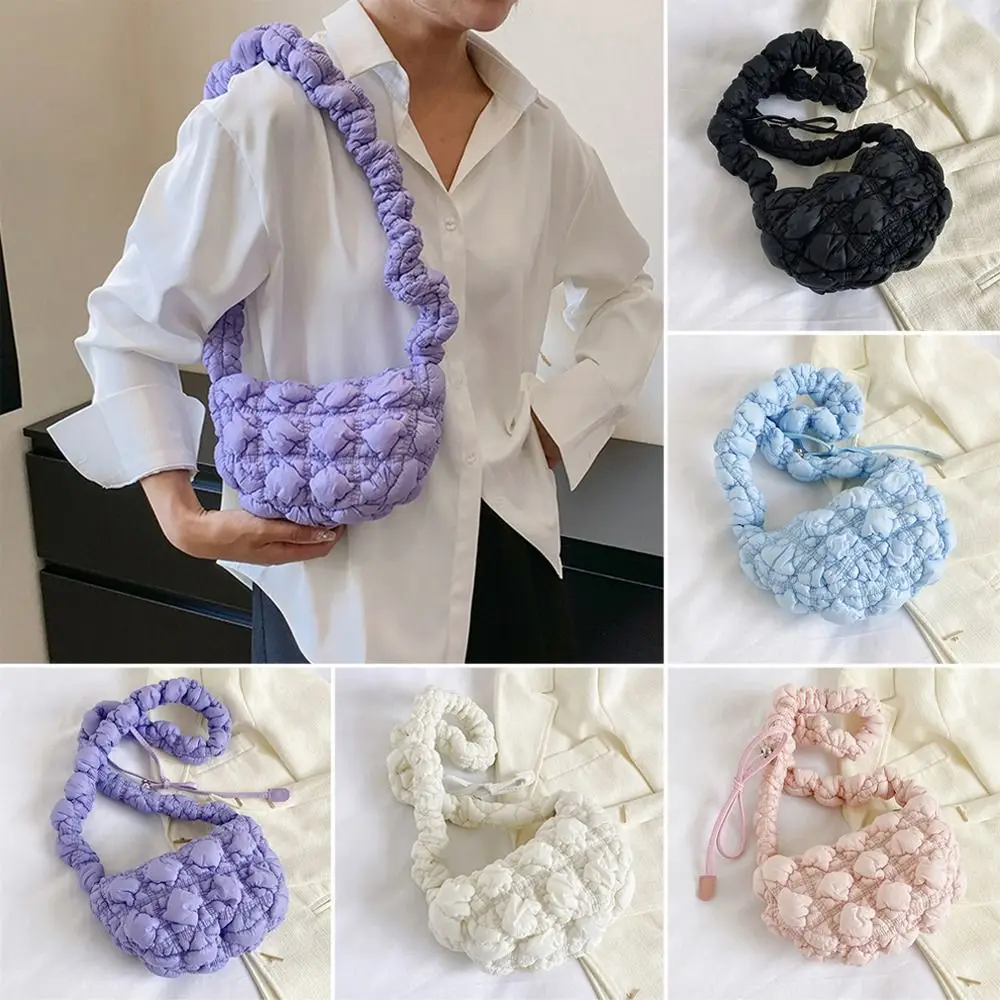 

Pleated Quilted Shoulder Bag Cloud Messenger Bag Fashion Commute Bag for Women Girls