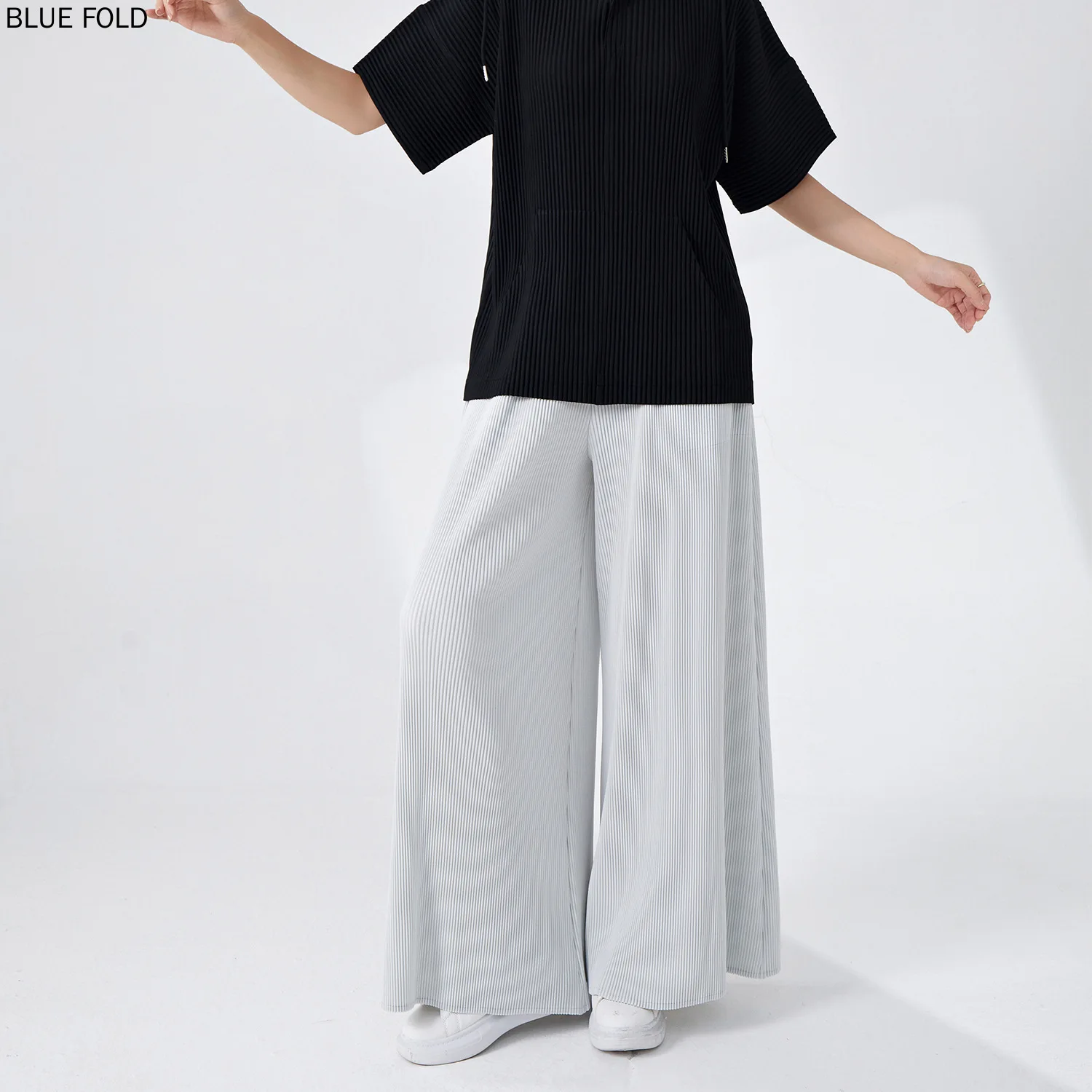 Брюки Miyake женские с широкими штанинами Осень-зима 2024 плотная драпировка