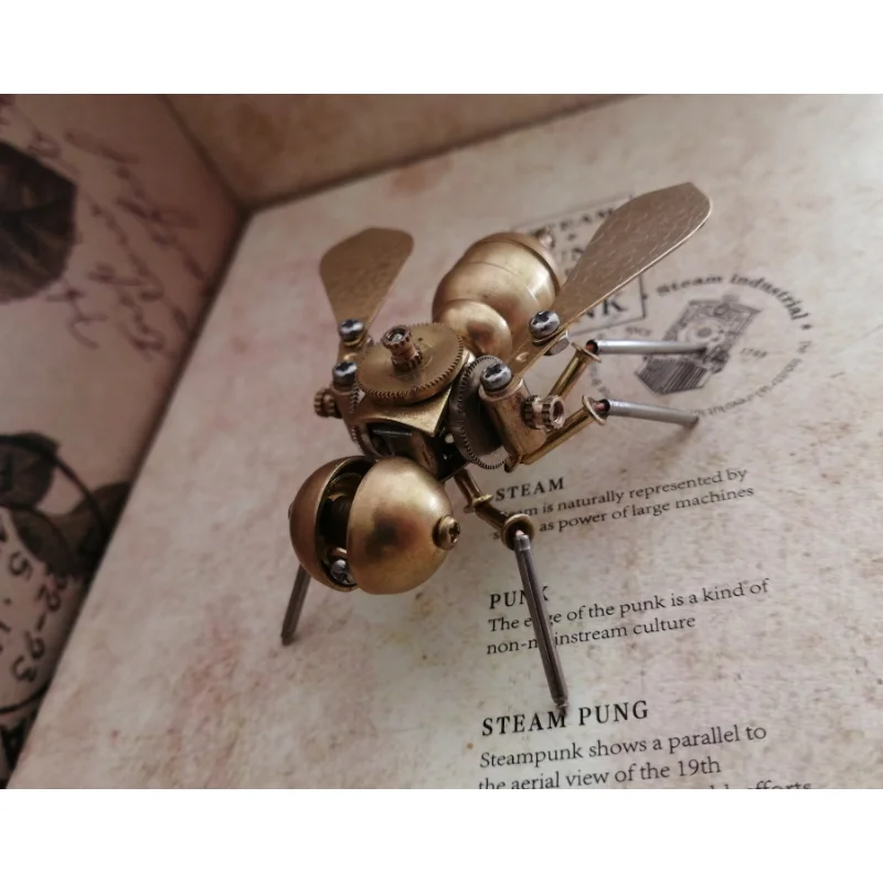 

New Steampunk Metal Casting DIY Insect Mechanical Bee Art Miniature Sculpture Indoor Furniture Supplies Display Toys