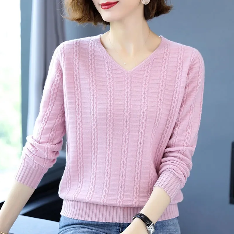 

Autumn Winter Women Sweater 2024 Korean Fashion Knitwears Warm Long Sleeve V-neck Knit Pullovers Slim Fit Bottoming Shirt Jumper