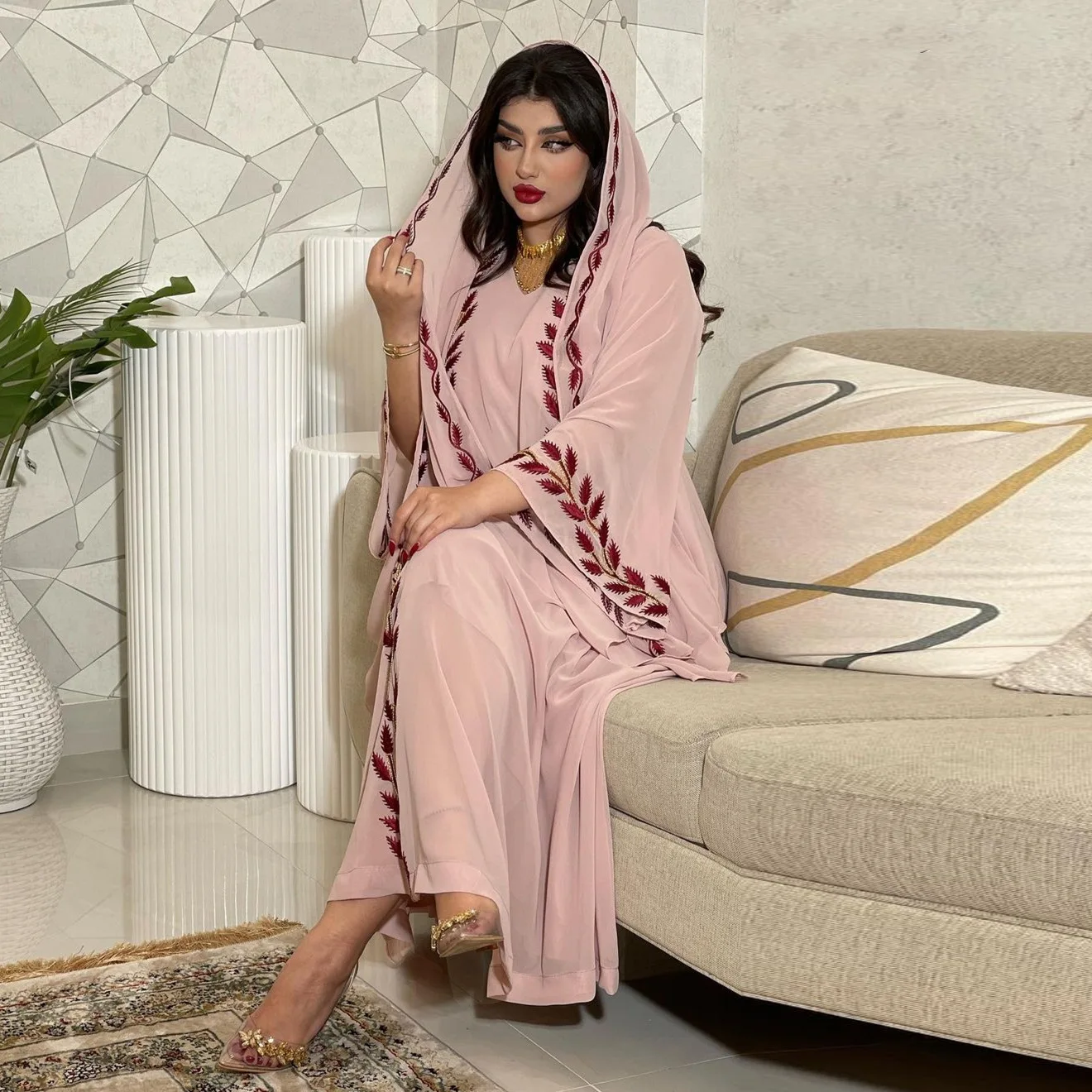 Women Spring and Summer Muslim Fashion Chiffon Long Embroidered Pink Dress with Headscarf Turkey India Abaya Arab Kraftan Gown