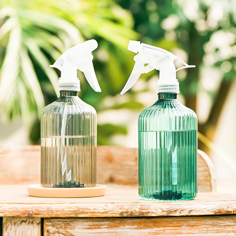 Горшок пластиковый для полива растений 500 мл 1 шт. |