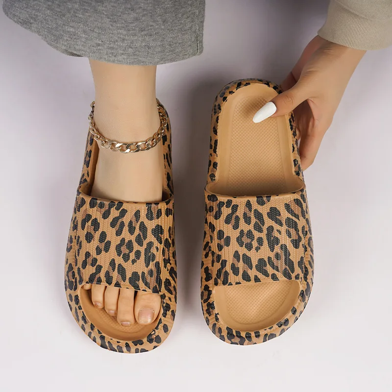 Women Summer Slippers Fashion Flat Leopard Platform Slides Ladies Casual Anti-Slip Thick-Soled Outdoor Beach Shoes For Couples
