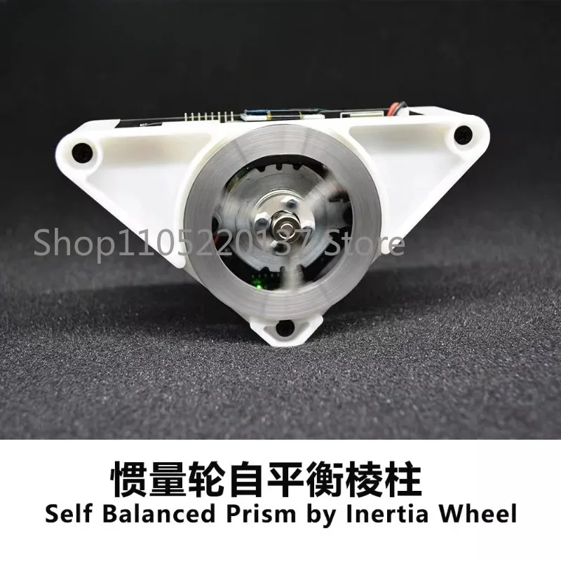 Фото STM32 Momentum Wheel Самобалансирующаяся треугольная призма, балансный треугольник Cubli Classic PID №1