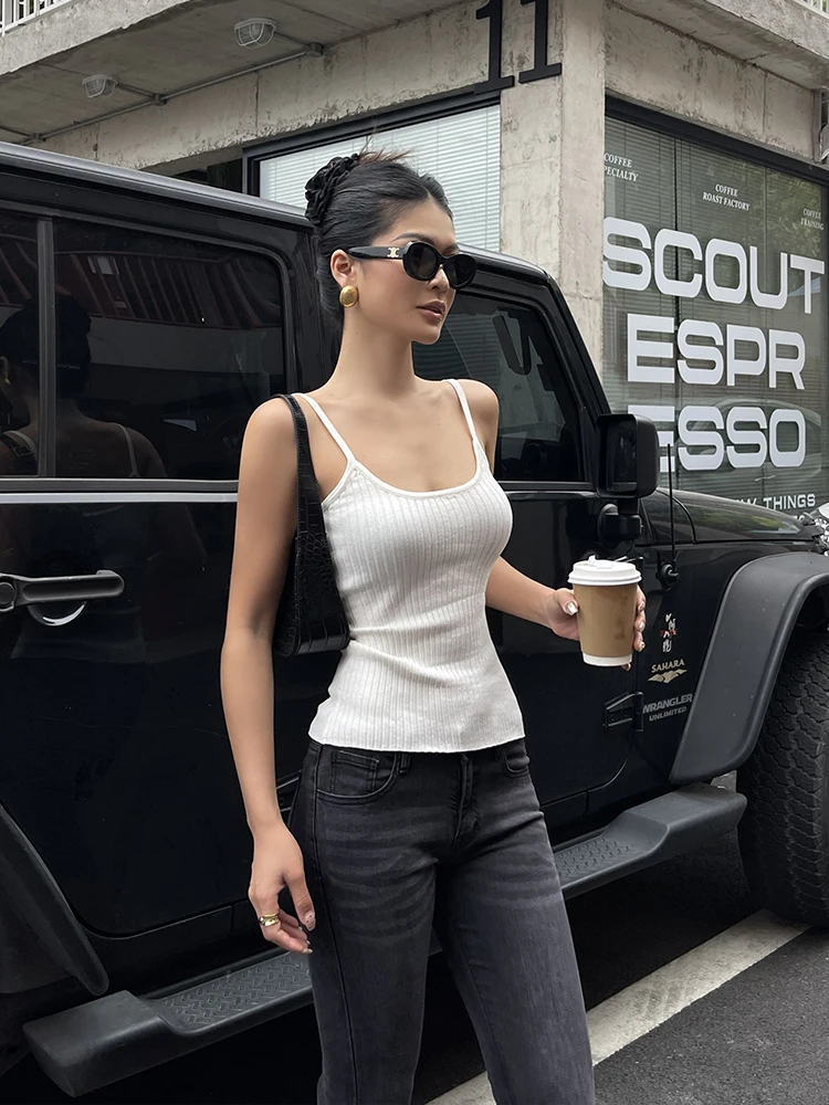 Женский трикотажный топ с U-образным вырезом